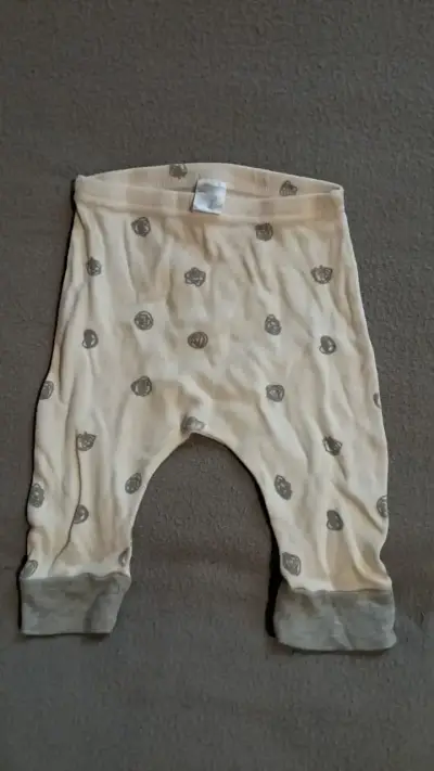 Pantalones de bebé con detalles coloridos - miniatura 2
