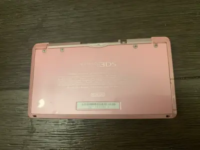 Consola Nintendo 3DS Rosa en Buen Estado - miniatura 3