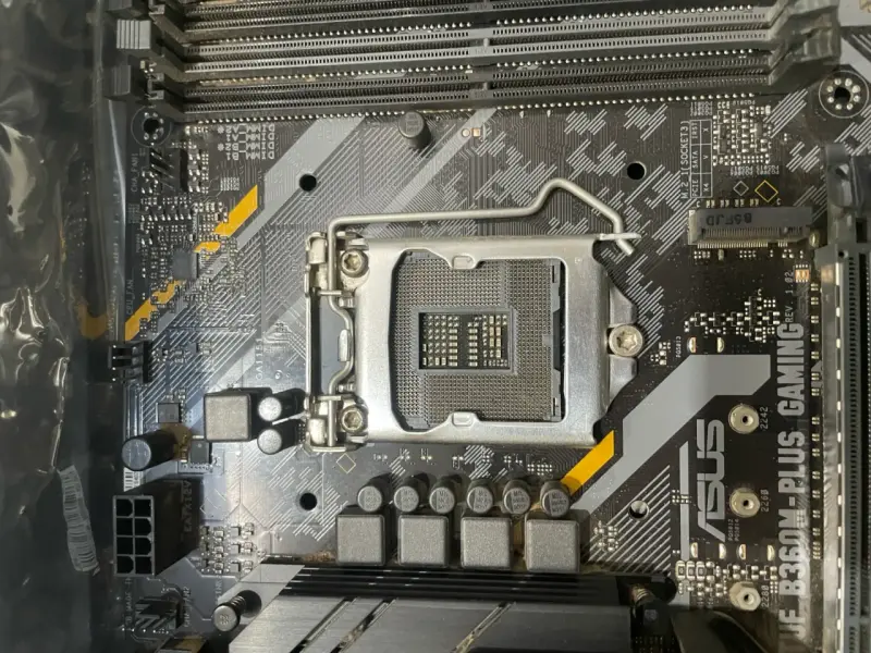 Placa Madre ASUS TUF B360M-PLUS Gaming - 2