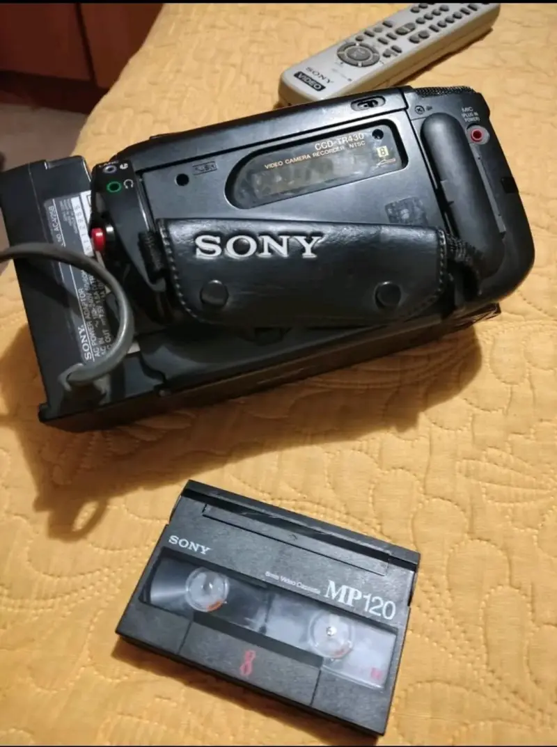 Videocámara Sony Handycam Video 8 CCD-TR430 - 4