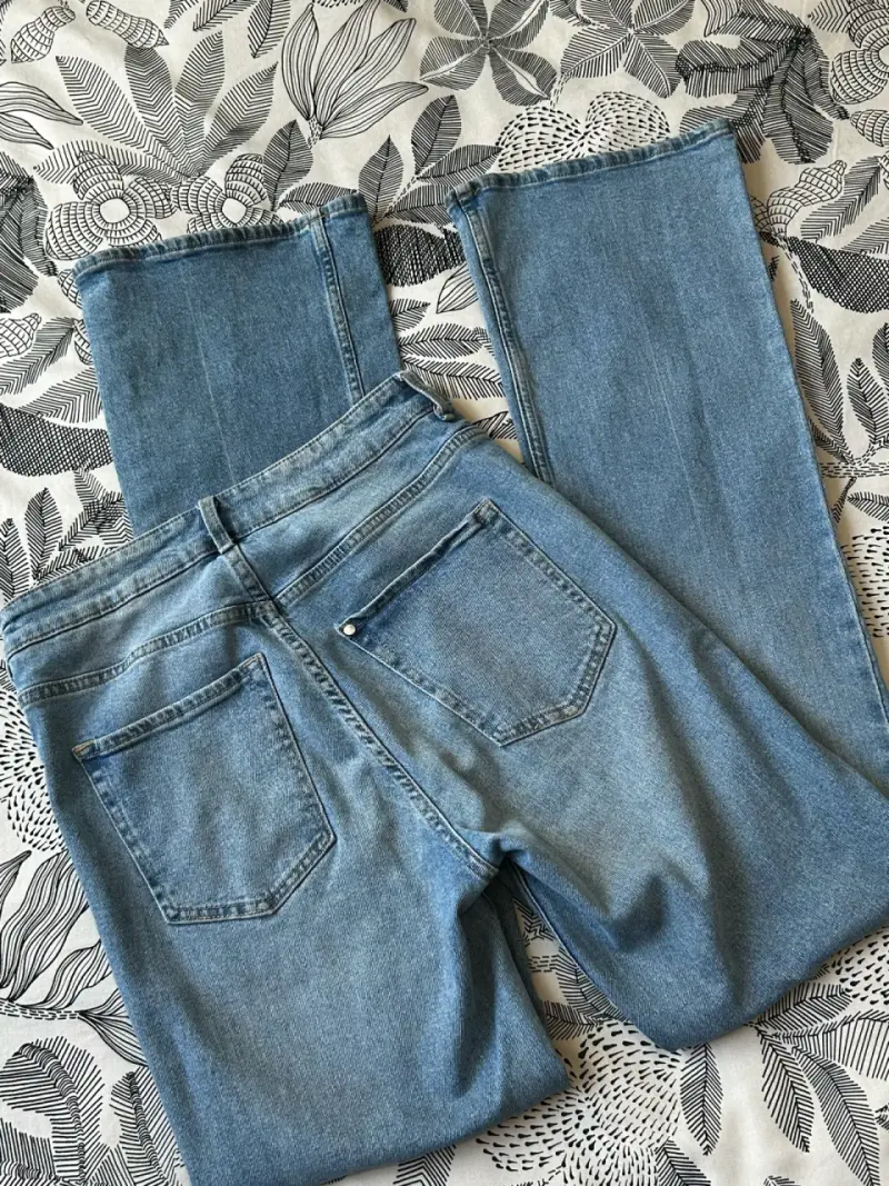 Jeans de mezclilla azul bootcut talle alto - 2