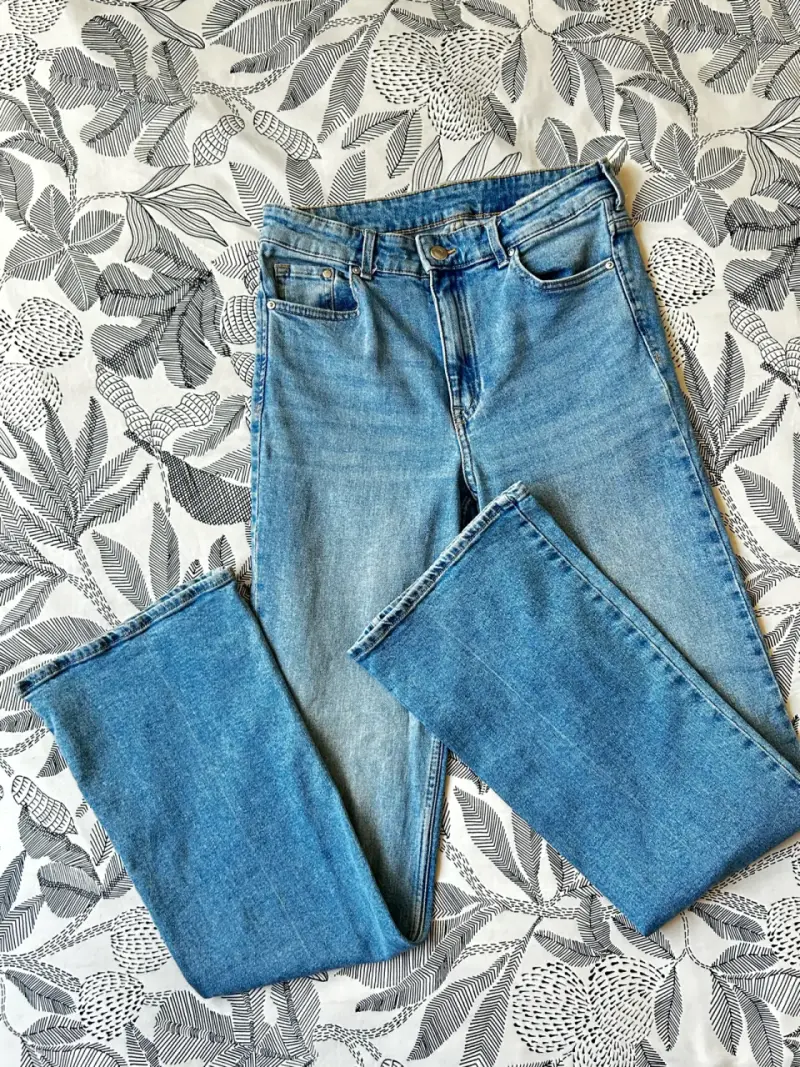Jeans de mezclilla azul bootcut talle alto - 4