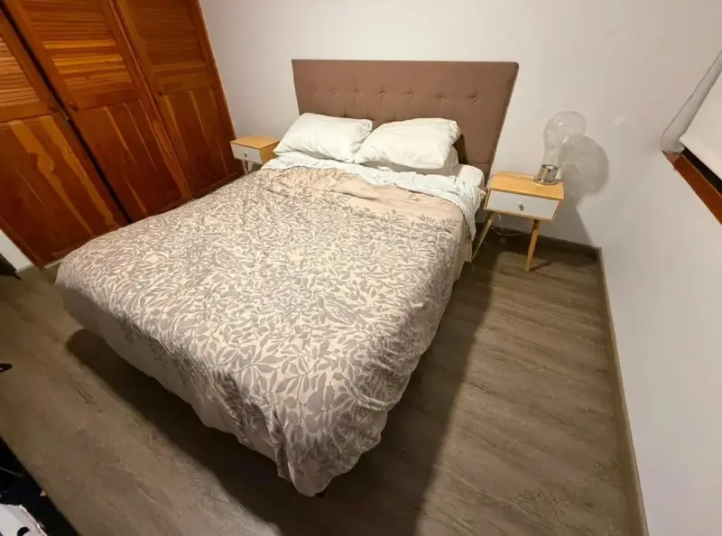 ‼️OFERTA‼️PACK CAMA ROSEN 2 PLAZAS + VELADORES - 2