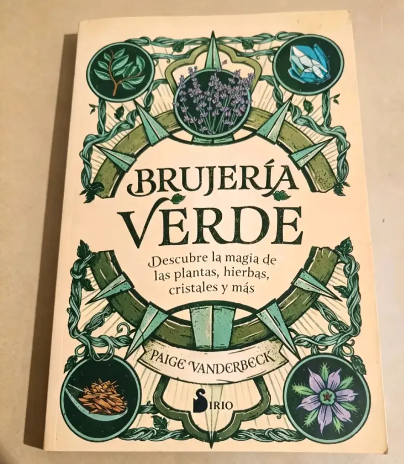 Libro Brujería Verde de Paige Vanderbeck