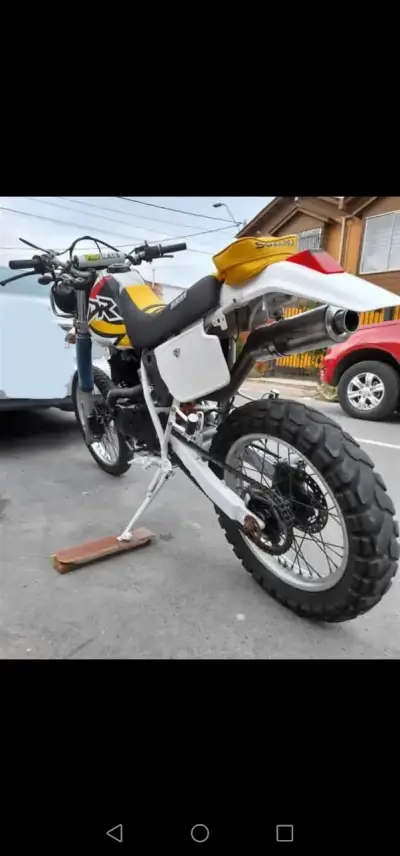 MOTO ENDURO SUZUKI DR 400cc 1990 - miniatura 4