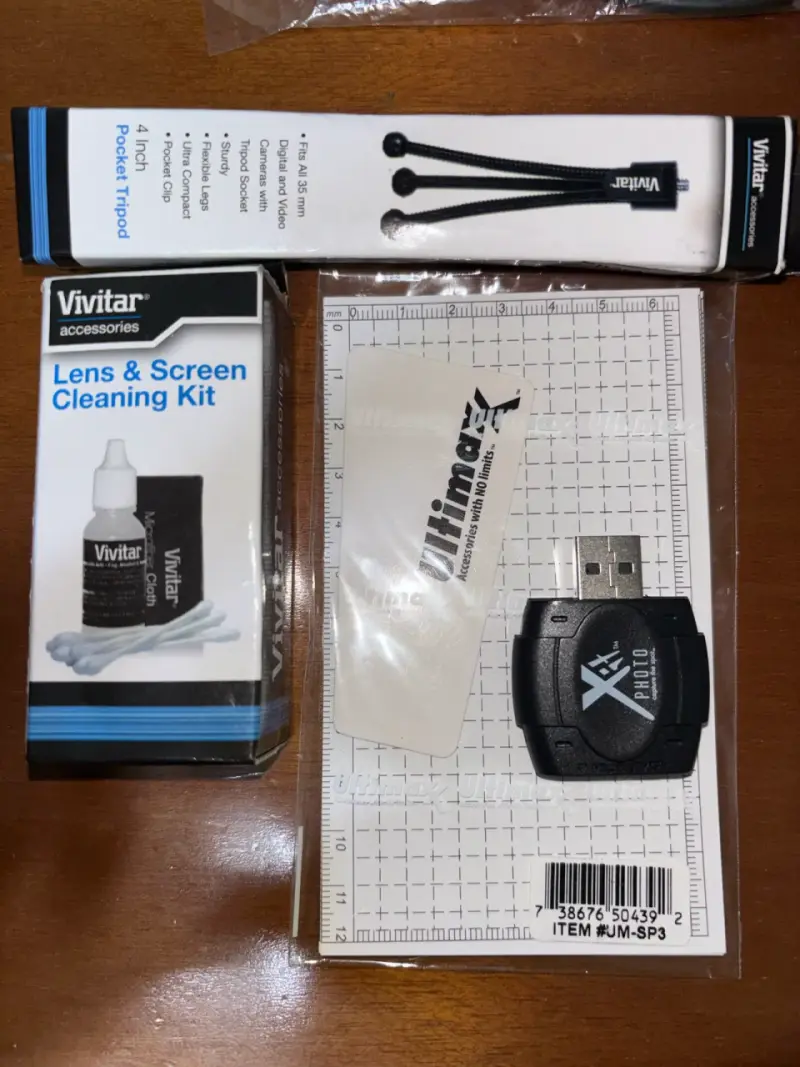 Cámara Nikon D5500 con accesorios y lentes Vivitar - 6