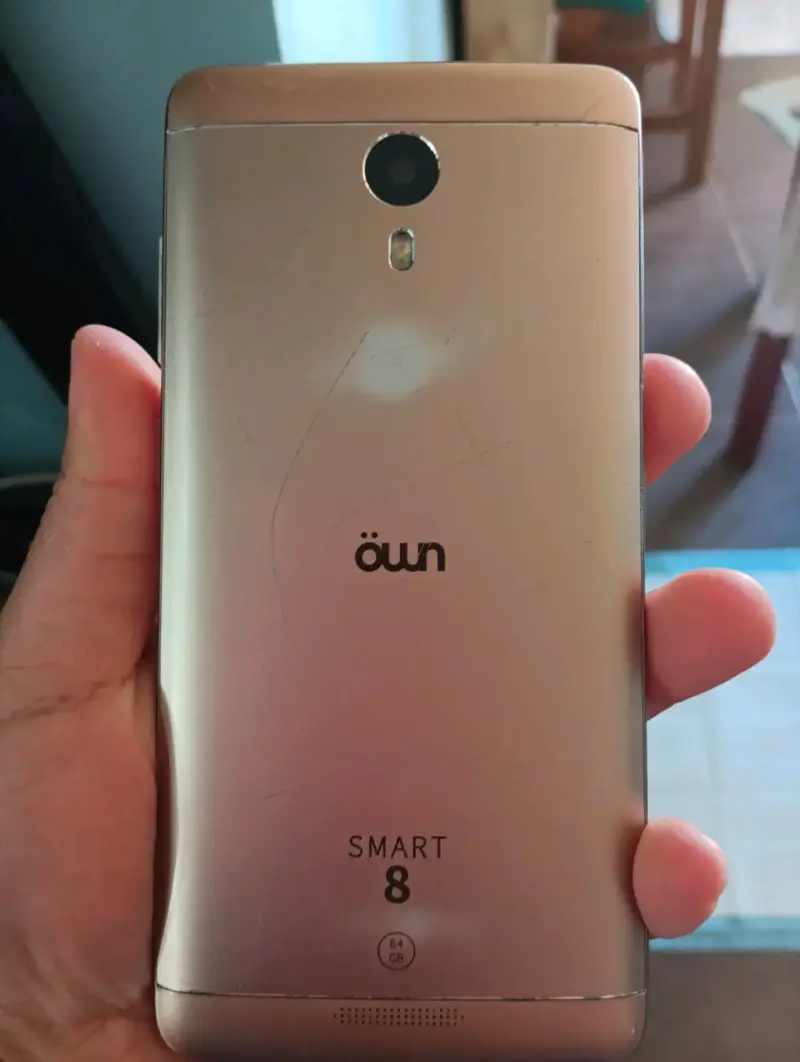 Smartphone Own Smart 8 - 2