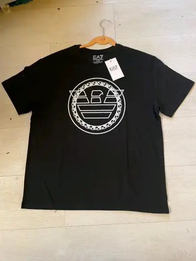 Polera Negra EA7 Emporio Armani con Logo - miniatura 1