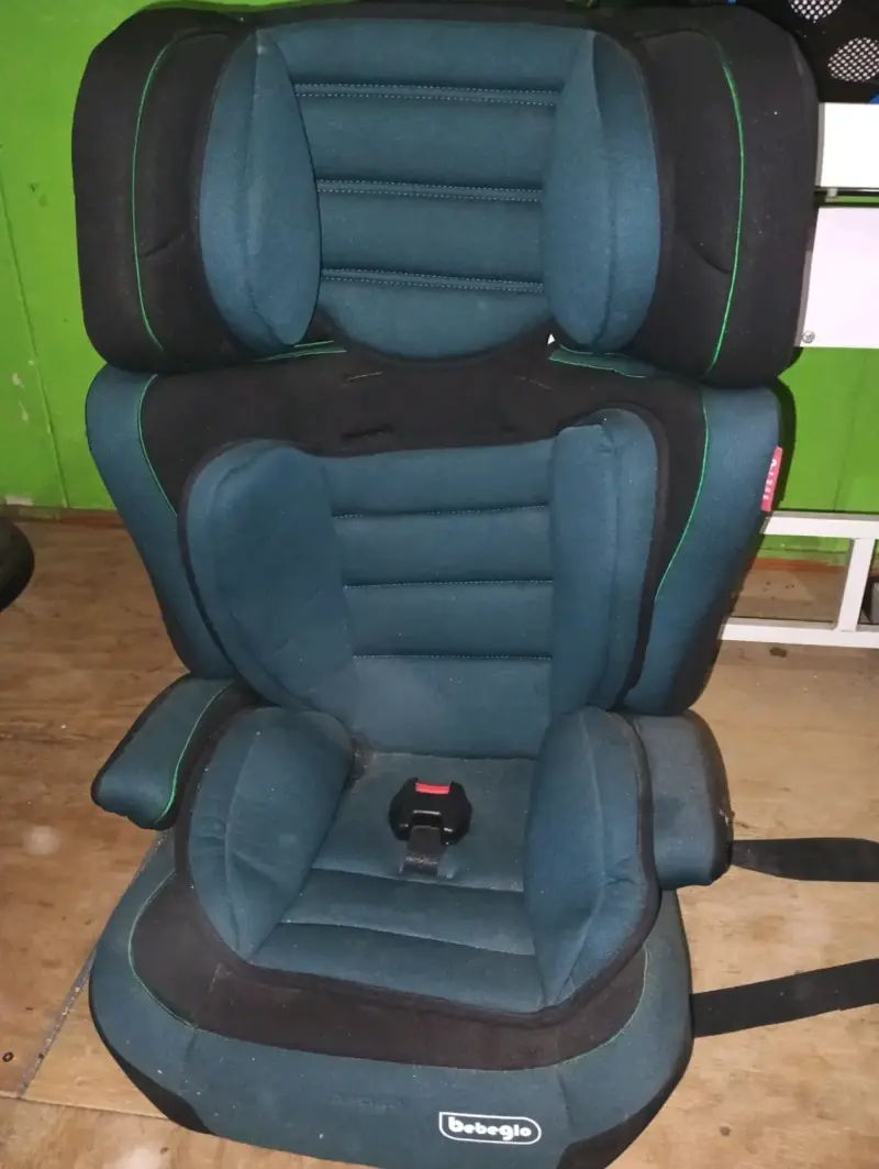Silla de auto para niños Bebeglo azul y negra - 2