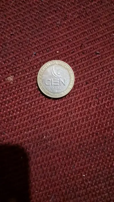 Moneda de 100 pesos chilenos año 2008 - miniatura 1