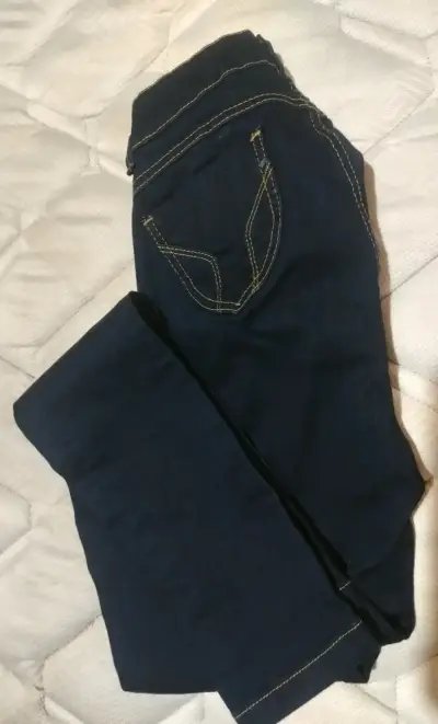 Pantalones y polera - miniatura 1