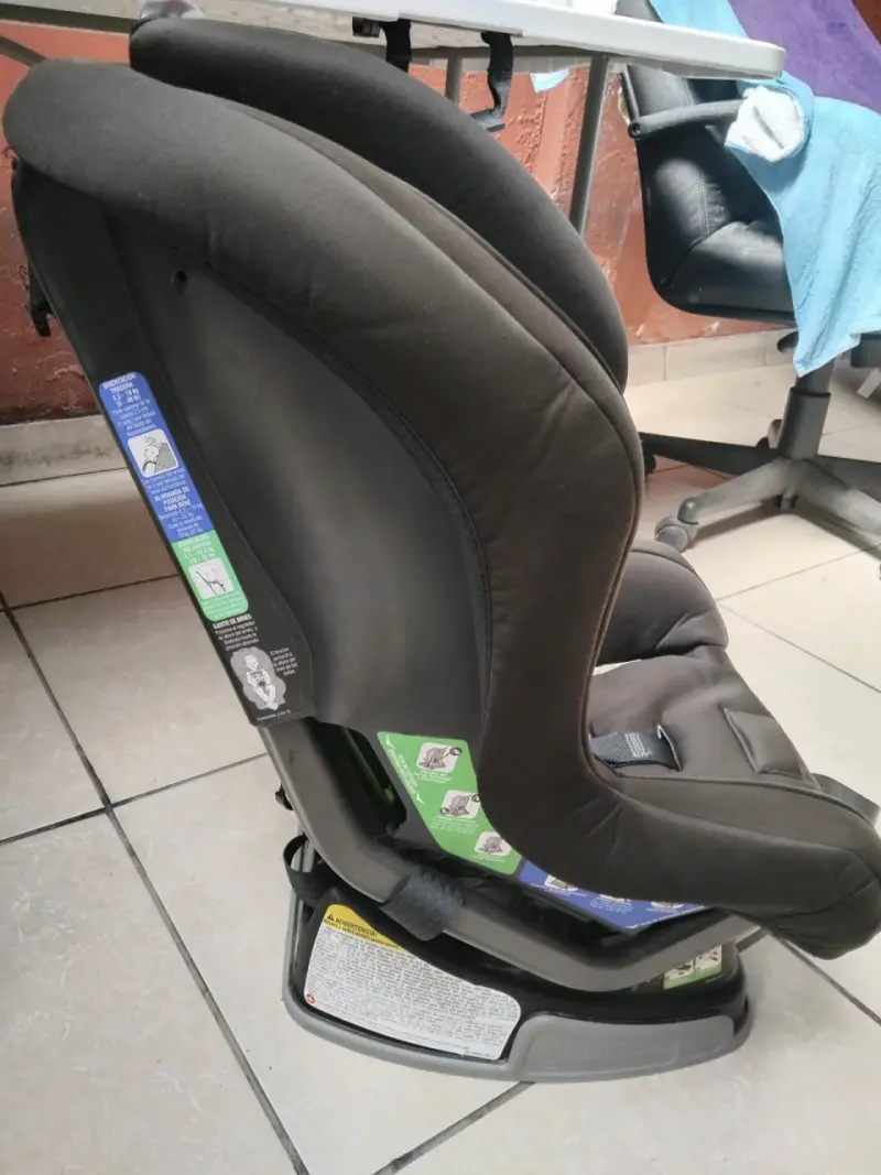 Silla de auto Britax Emblem negra - 2