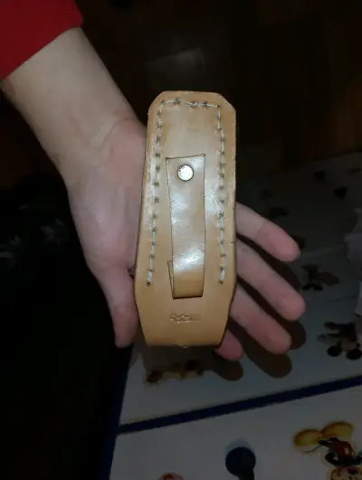 Funda de cuero para cuchillo con clip - miniatura 2