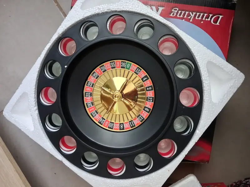 Juego de Ruleta para Beber con Vasos - 3