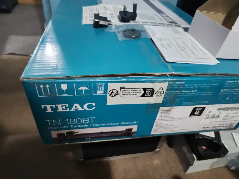 Tornamesa Teac bluetooth japonesa. - 2