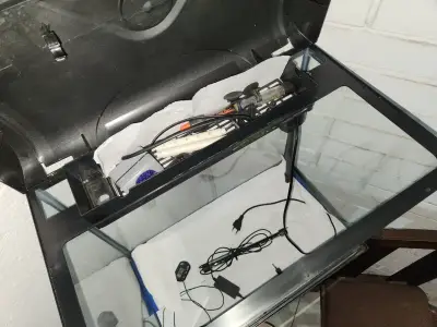 Acuario de vidrio con accesorios - miniatura 2