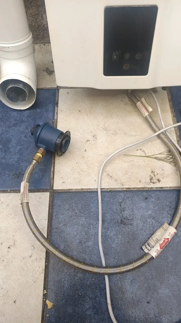 Calefón Mademsa Balanced 13 Eco Gas Licuado - 3