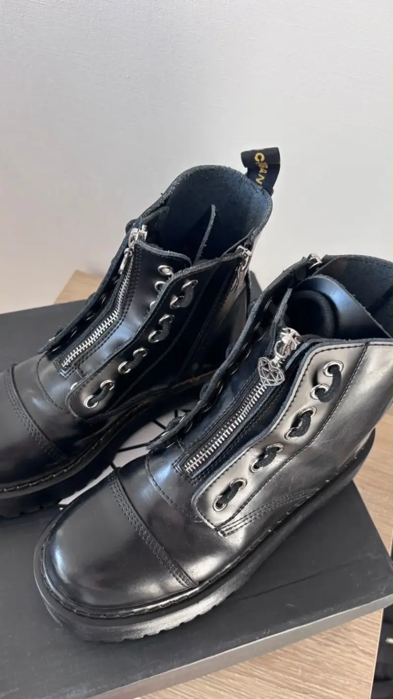 Botas negras de cuero con cierre C/Moran - 1