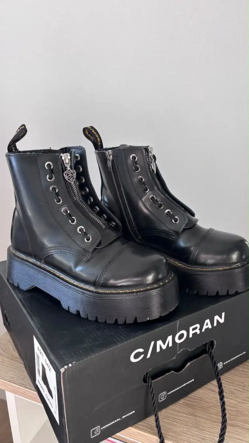 Botas negras de cuero con cierre C/Moran - 3