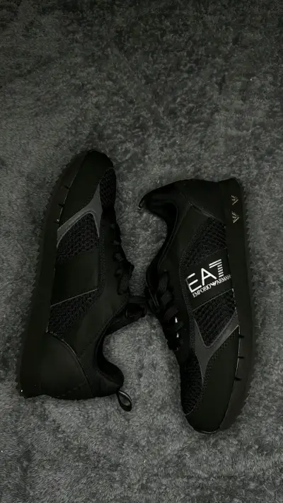 Zapatillas negras Emporio Armani EA7 para hombre - miniatura 2