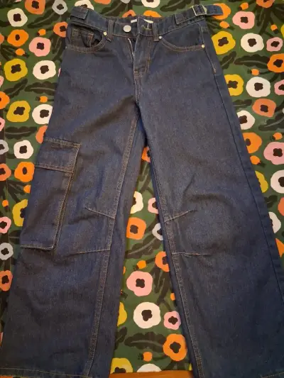 Jeans con bolsillos cargo talla 10 - miniatura 1