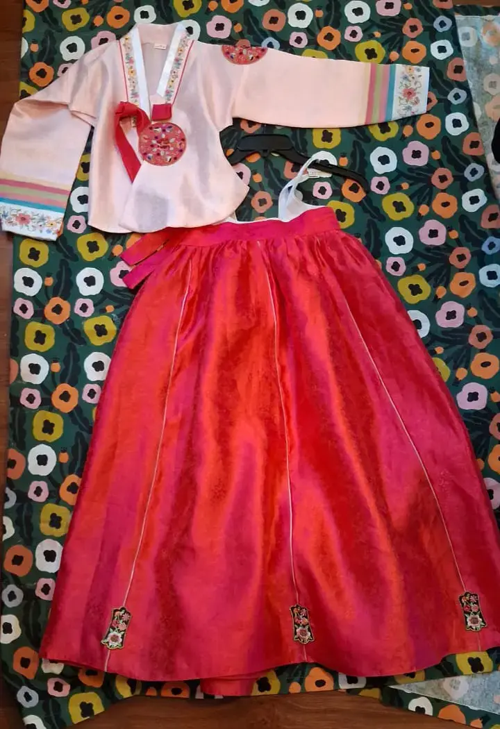 Traje tradicional coreano hanbok para niña T8 - 1