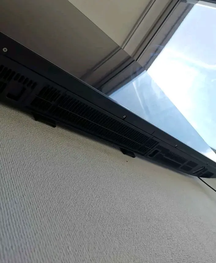 Televisor LED de pantalla plana - 2