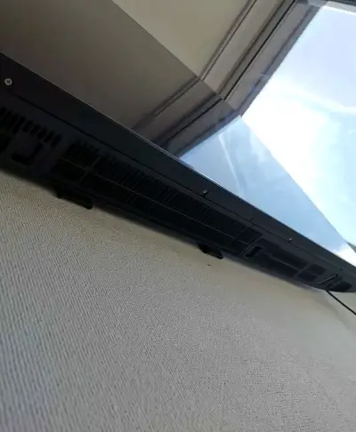 Televisor LED de pantalla plana - miniatura 2