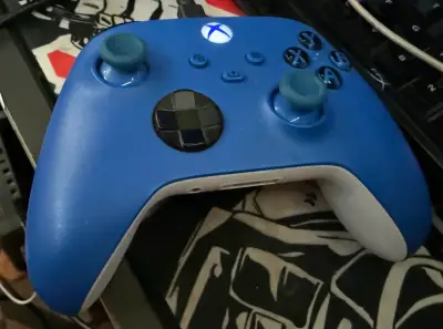 Consola Xbox One S 500Gb más control - miniatura 4