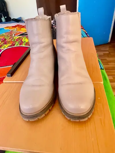 Botines de cuero beige para mujer - miniatura 1