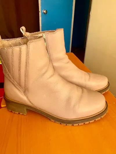 Botines de cuero beige para mujer - miniatura 2