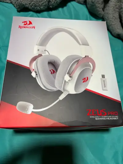 Audífonos Gamer Redragon Zeus Pro Inalámbricos - miniatura 1