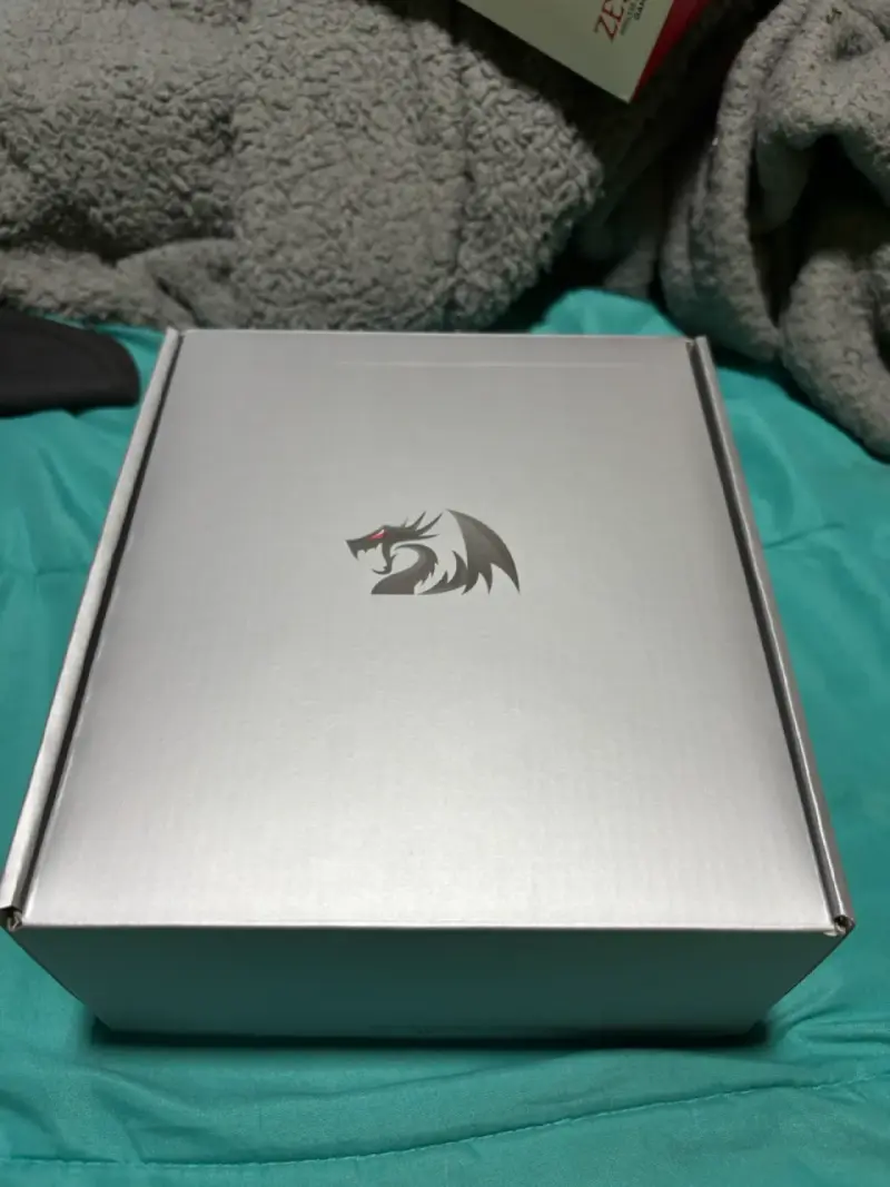 Audífonos Gamer Redragon Zeus Pro Inalámbricos - 2