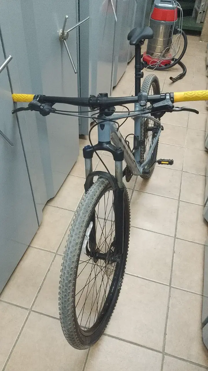 Bicicleta Trek Marlin 6 de montaña gris - 1