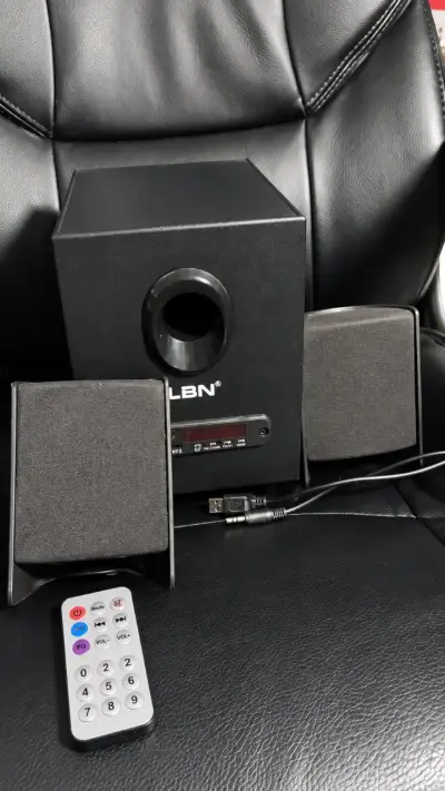 Mini Subwoofer para PC & Laptop (Bt & cable ) - miniatura 4