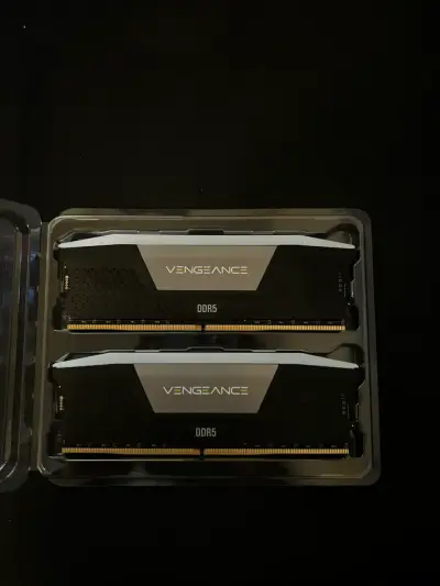 Memoria RAM Corsair Vengeance RGB DDR5 64GB 5200MH - miniatura 3