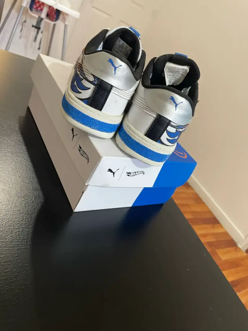 Zapatillas Puma Hot Wheels blancas para niño - 3