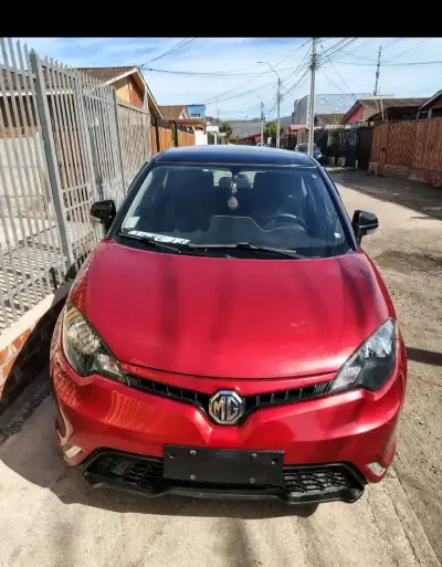Auto MG rojo en buen estado - miniatura 1
