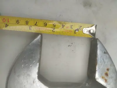 Llave ajustable metálica con mango de 12 pulgadas - miniatura 5