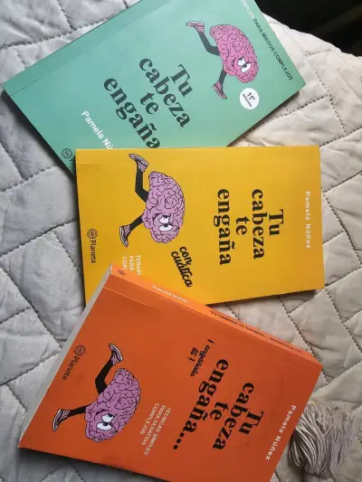 Set de libros 'Tu cabeza te engaña' de Pamela Núñez - miniatura 1