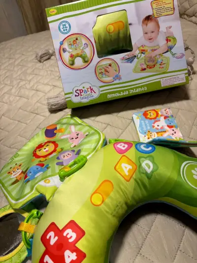 Almohada infantil interactiva Spark Create Imagine - miniatura 2
