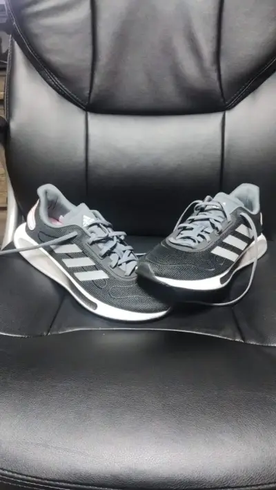 Zapatillas deportivas Adidas Mujer   40   1/2 - miniatura 1