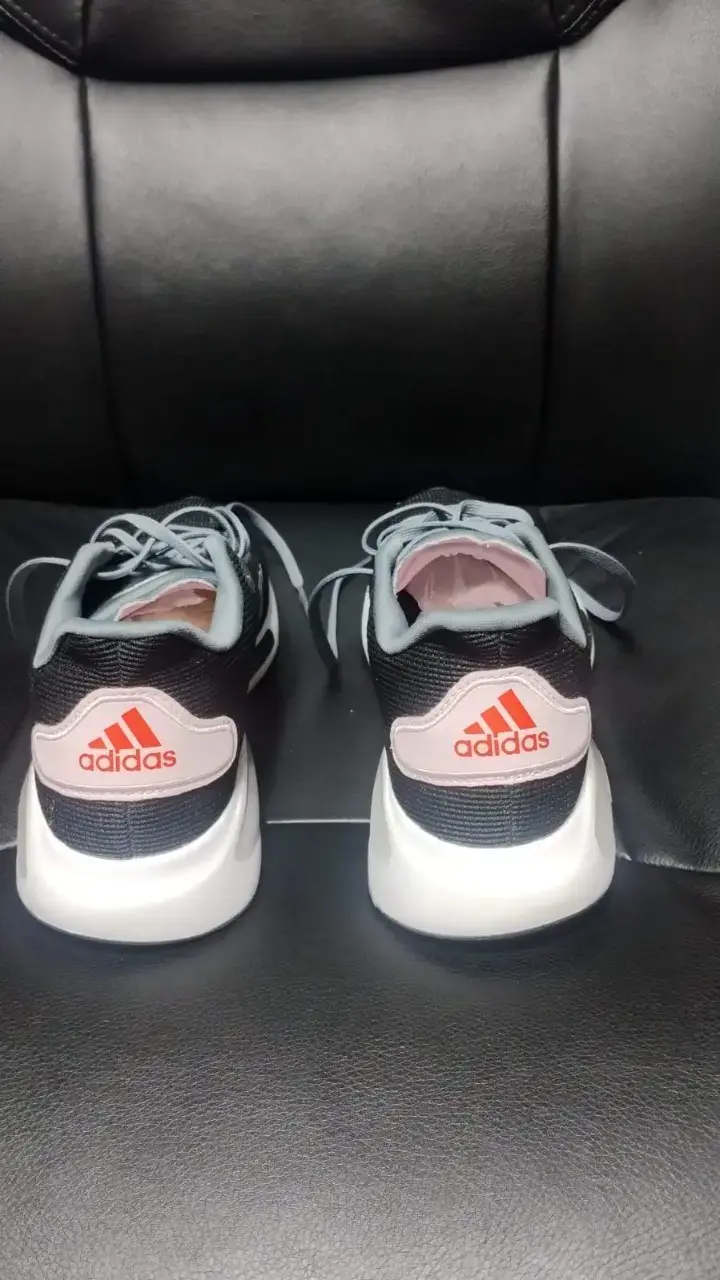 Zapatillas deportivas Adidas Mujer   40   1/2 - 2