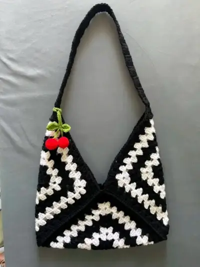 Bolso tejido a crochet granny - miniatura 1
