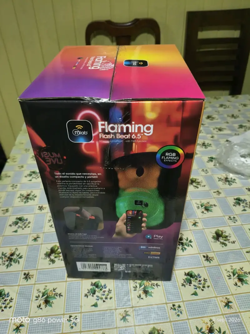 Parlante Mlab Flaming Flash Beat 6.5 pulgadas RGB - 1