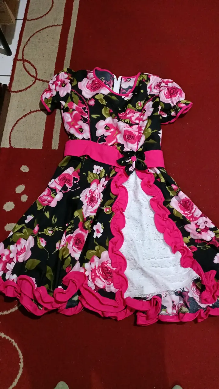 Vestido floral para niña con enagua - 2