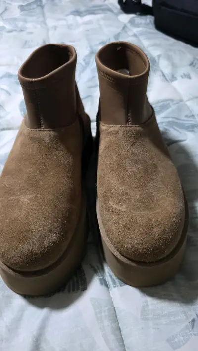 Botines de gamuza marrón UGG con plataforma - miniatura 1