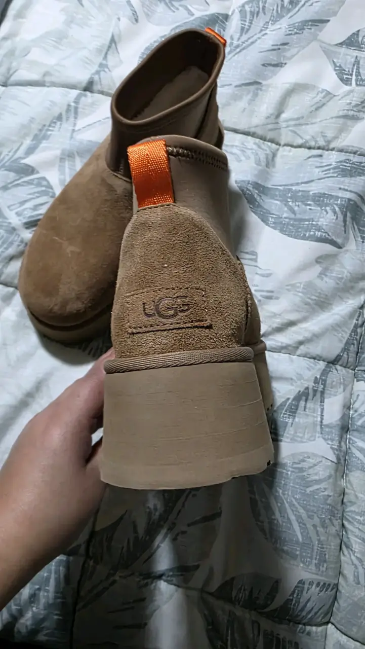 Botines de gamuza marrón UGG con plataforma - 3