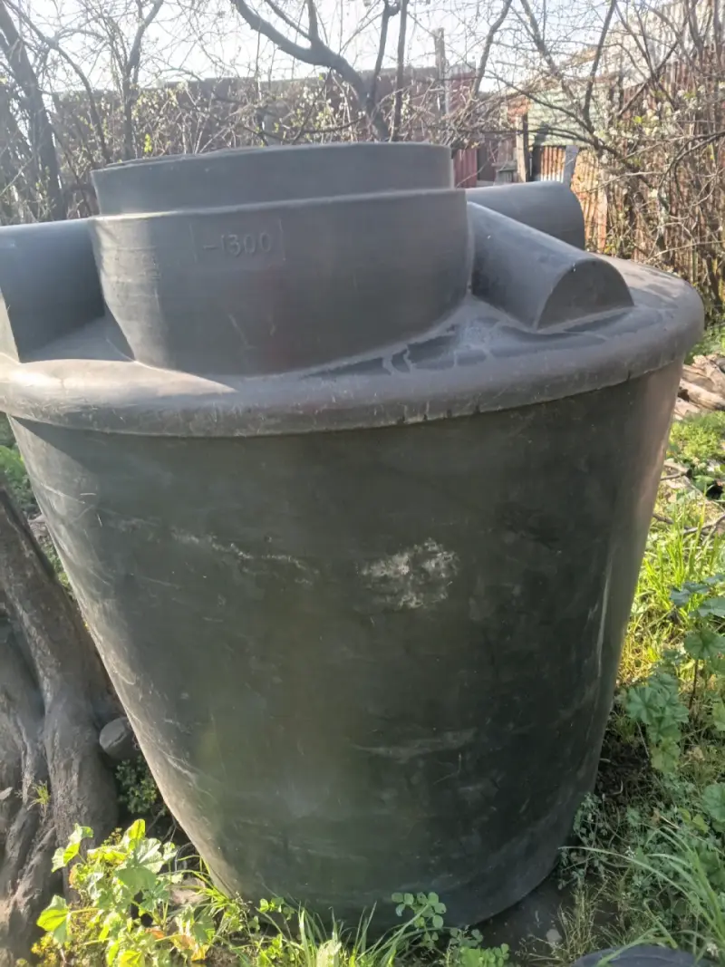 Tanque de agua de 1300 litros - 4