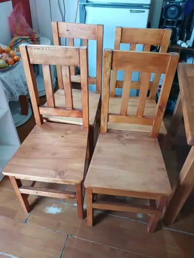 Juego de comedor de madera con 4 sillas - miniatura 4